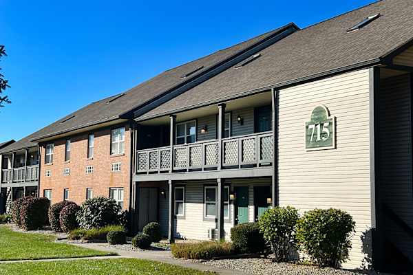 Greenlawn Arbors Apartments property